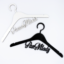 wieszaki ślubne panna młoda i pan młody.png