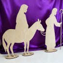 Maryja z Józefem na osiołku, dekoracje na adwent i boże narodzenie w kościele, na jasełka.jpg